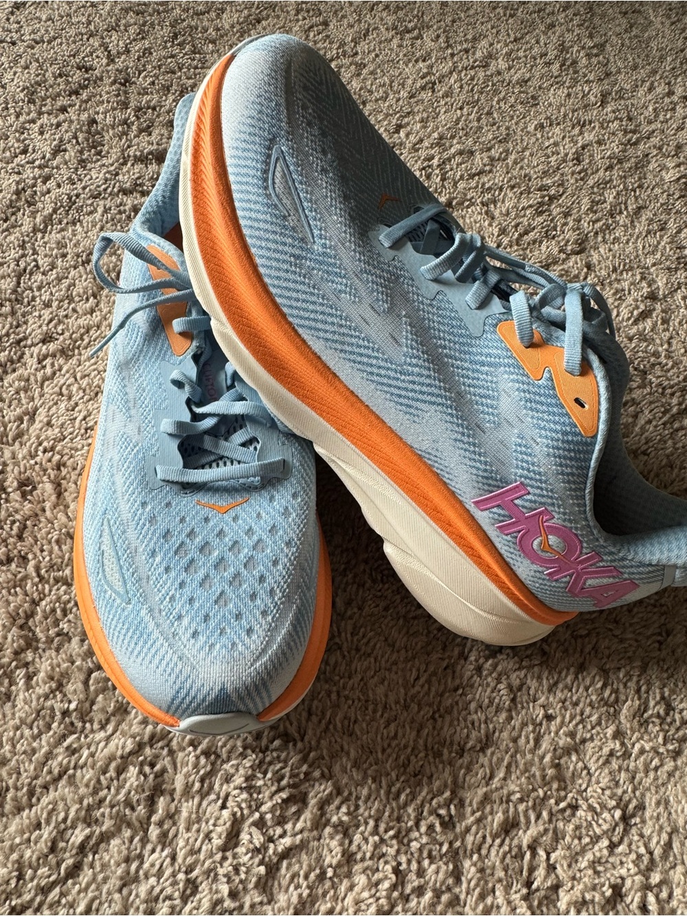 Hoka One Clifton 9 10.5 Wide blue orange pink running shoe